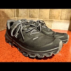 On Cloud trail runners Cloudventure waterproof women’s size us w9 black